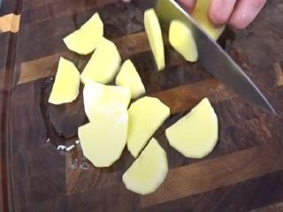 Як правильно смажити картоплю1