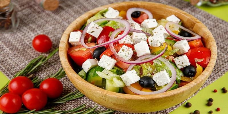 Ситний салат по-грецьки