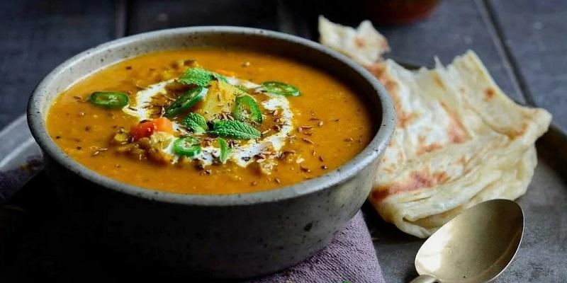 Індійський суп із сочевицею