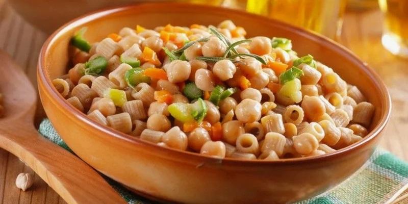 PASTA E FAGIOLI з квасолею та нутом